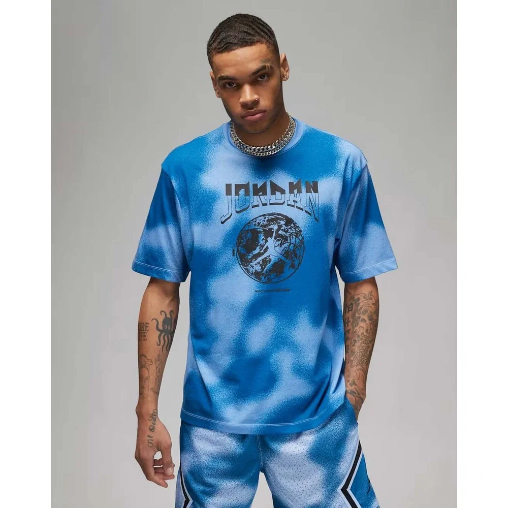 Jordan Men Blue Cloud Dye Graphic T-Shirt FB7448-412 Size Small Short Sleeve NWT